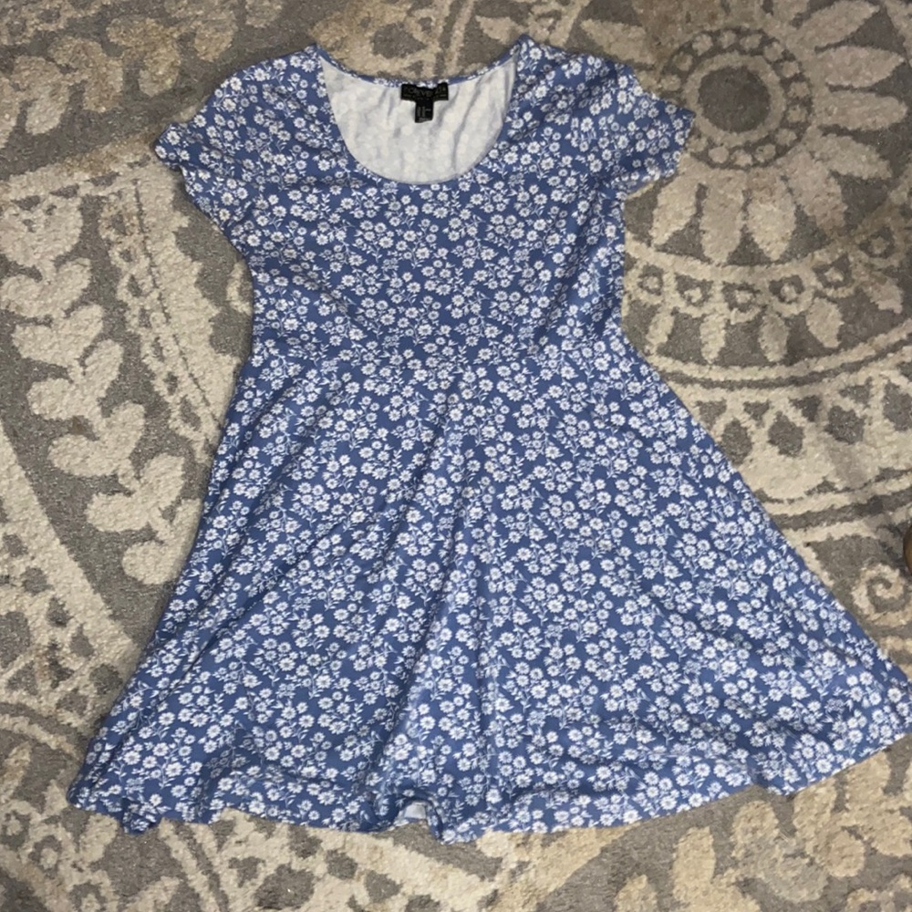 Forever 21 + Blue Floral Mini Dress, Size 1X